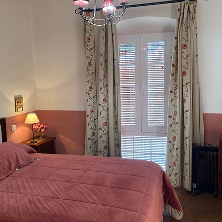Casa Rural Valdevilano Ла-Рока-де-ла-Сьерра Экстерьер фото
