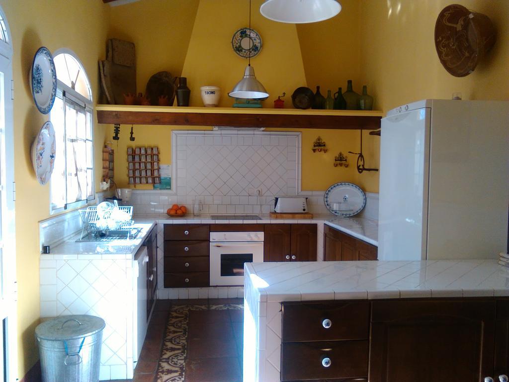 Casa Rural Valdevilano Ла-Рока-де-ла-Сьерра Экстерьер фото