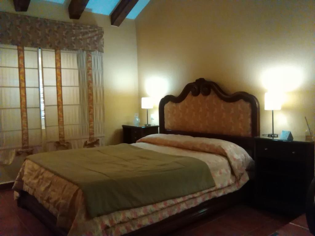 Casa Rural Valdevilano Ла-Рока-де-ла-Сьерра Экстерьер фото